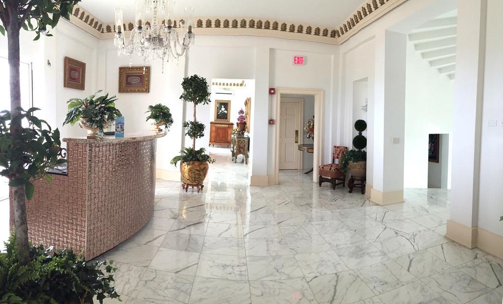 Ocean West Boutique Hotel Nassau Exterior photo