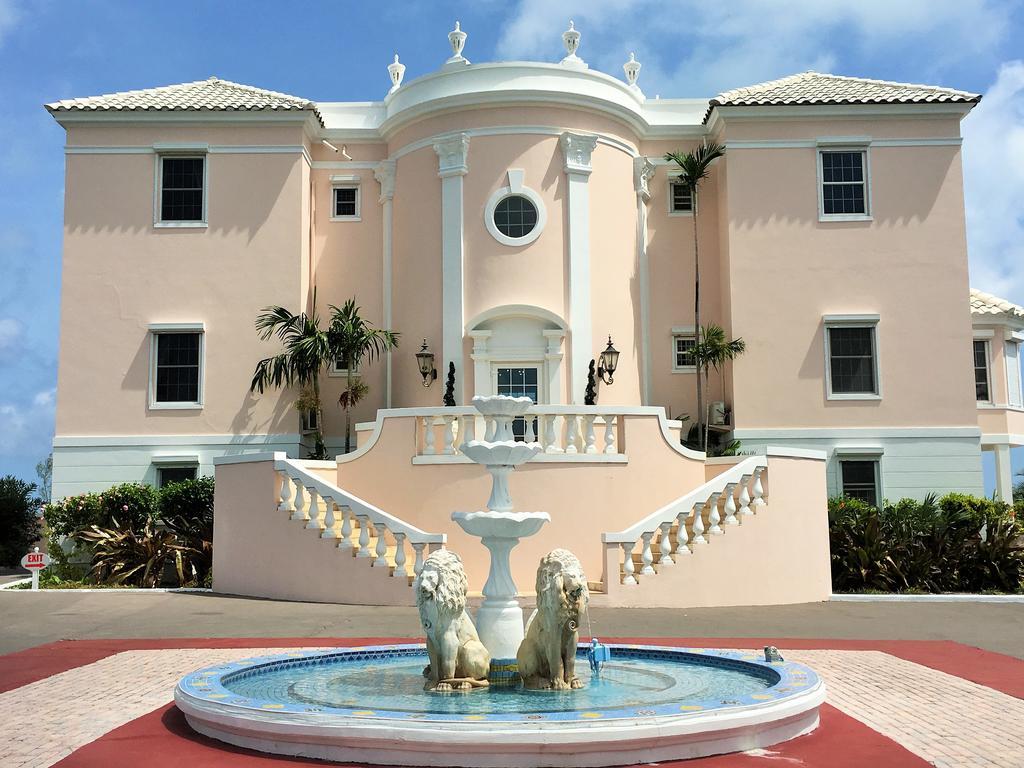 Ocean West Boutique Hotel Nassau Exterior photo